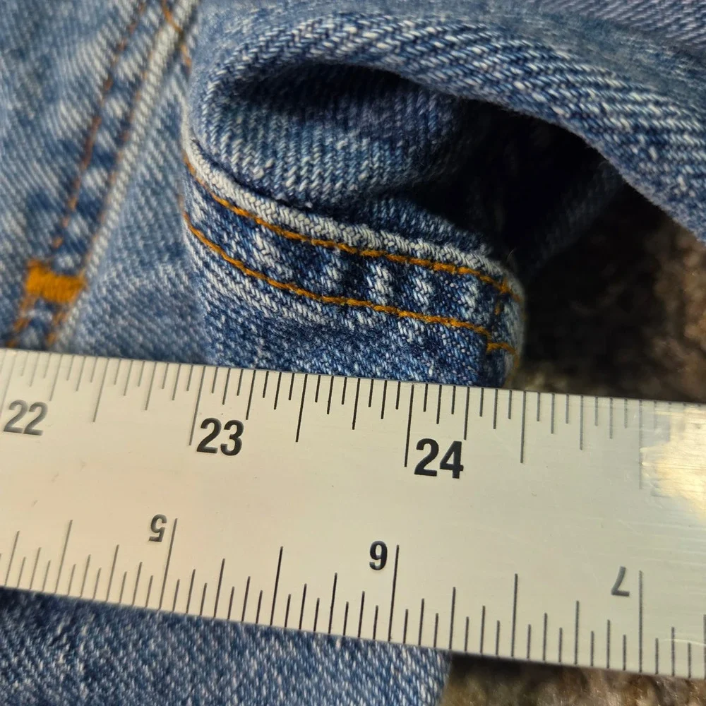 Vintage Levis 70598 4849 Denim Trucker Jacket Light Wash Mens Medium Made in USA